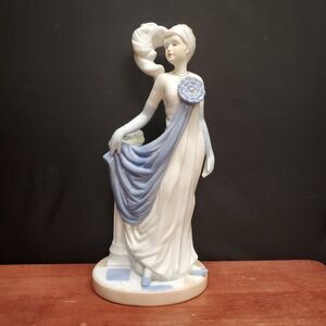 Vintage Blue and White Ceramic Socialite Flapper Figurine